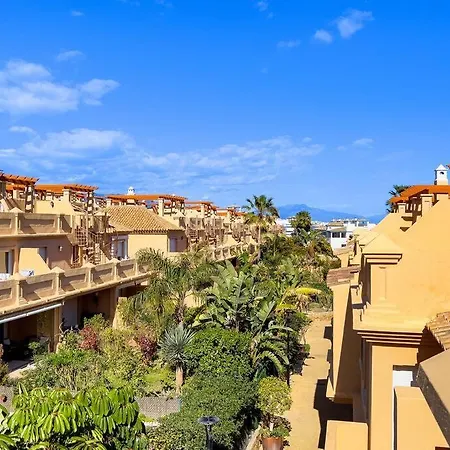 Estepona, Casa De Lujo Con Vistas Al Mar Estepona