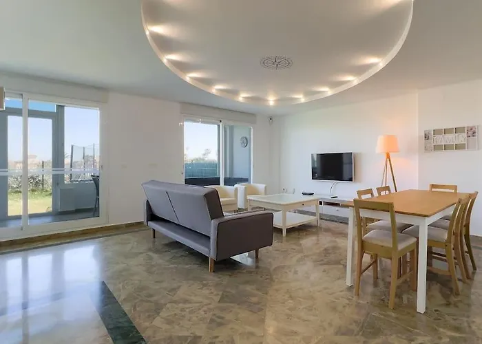 Estepona, Casa De Lujo Con Vistas Al Mar Estepona