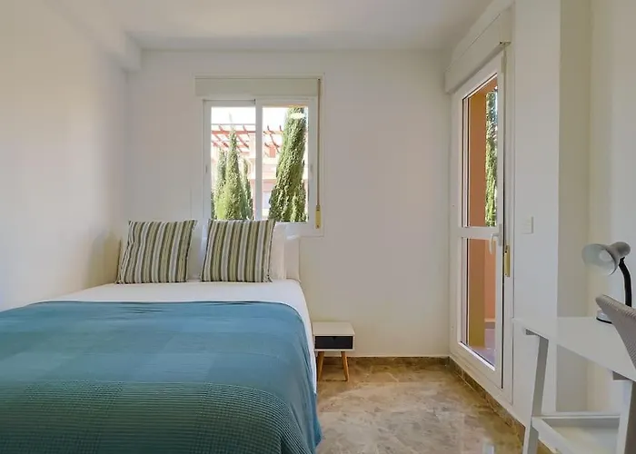 Estepona, Casa De Lujo Con Vistas Al Mar