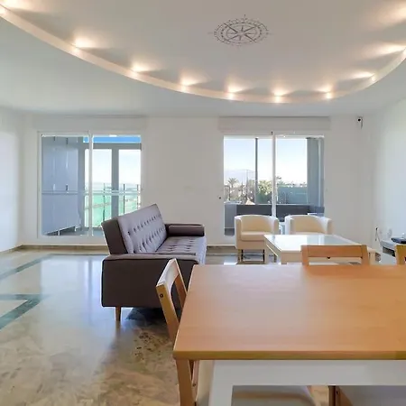 Estepona, Casa De Lujo Con Vistas Al Mar Estepona