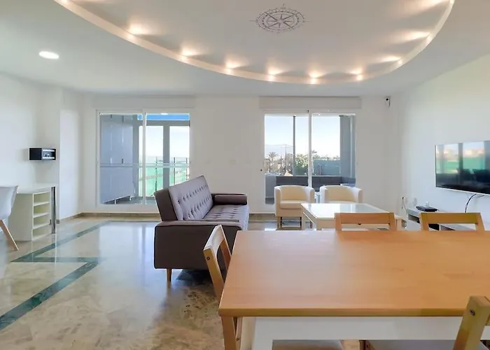 Estepona, Casa De Lujo Con Vistas Al Mar Estepona